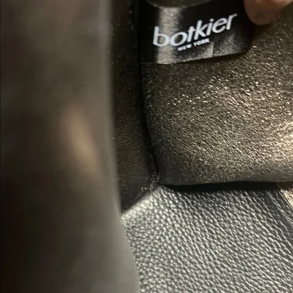 Botkier Hudson Black Leather Tote Bag - Picture 12 of 16